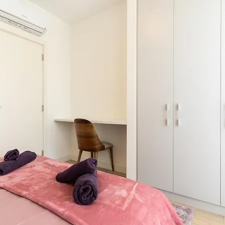 Bw Spacious Riverview * בלגרד