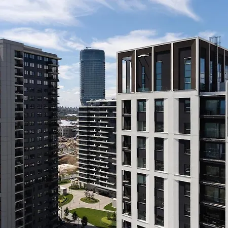 Bw Spacious Riverview Apartment Belgrad